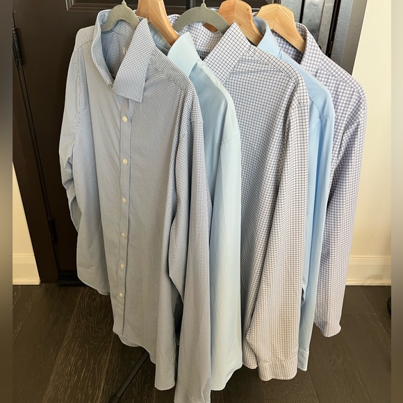 Blowout Sale💥 Rhone Dress Shirt
5 for $150 - Picture 3 of 16